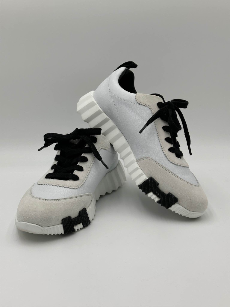 Bouncing sneakers
