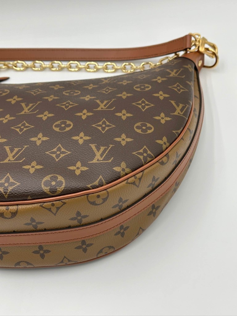 LOUIS VUITTON Reverse Monogram Loop Hobo bag