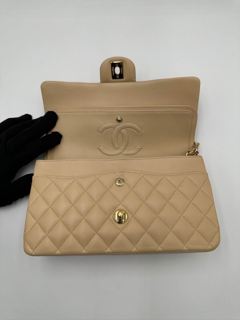 Chanel Classic Medium Double Flap torebka