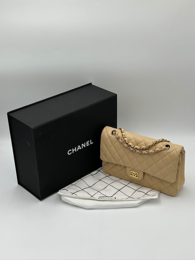 Chanel Classic Medium Double Flap torebka