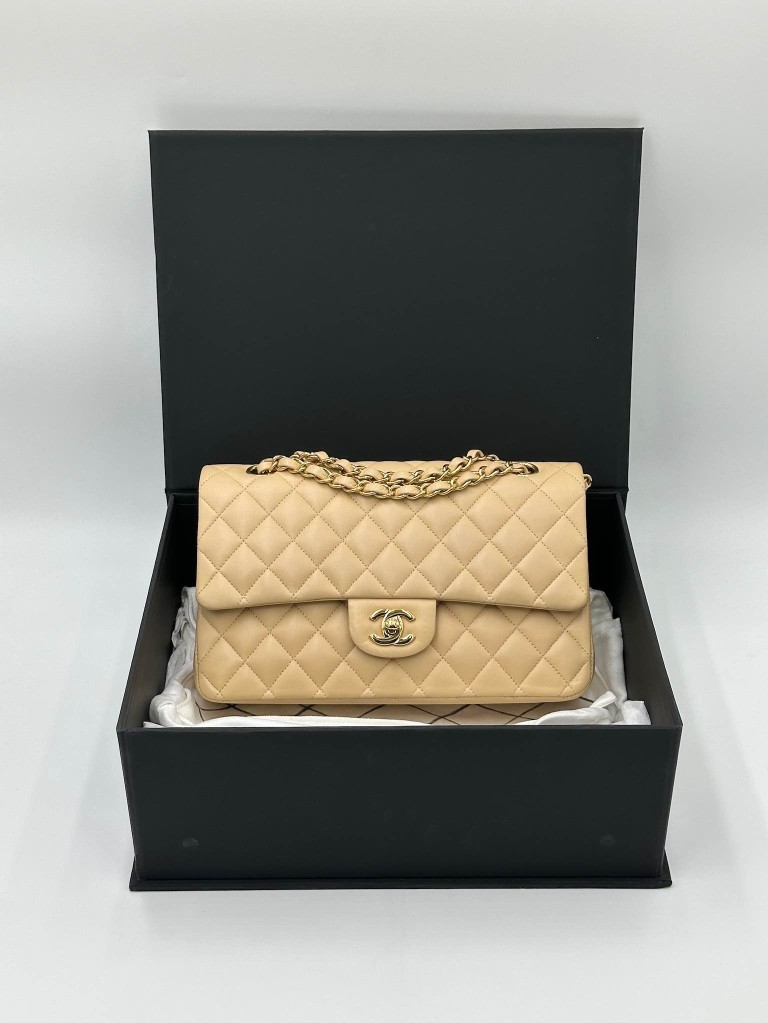 Chanel Classic Medium Double Flap torebka