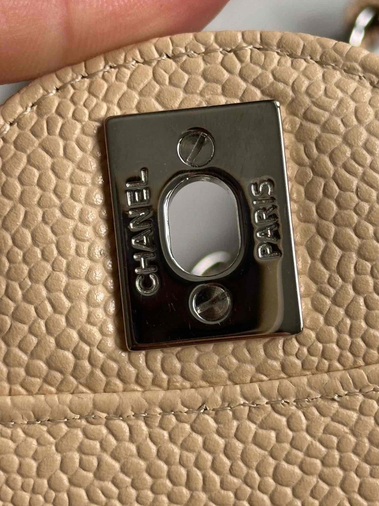 Chanel Classic Medium Double Flap torebka