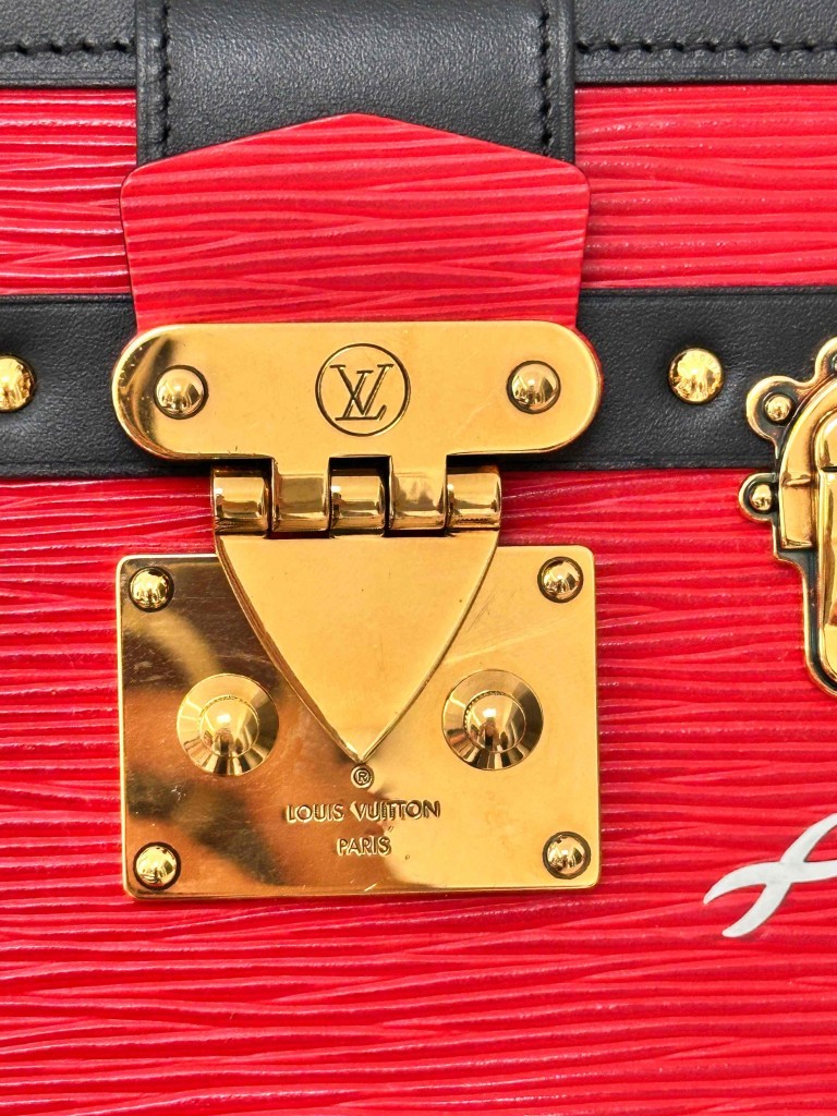 LOUIS VUITTON Petite Malle bag