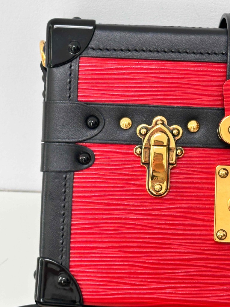 LOUIS VUITTON Petite Malle bag
