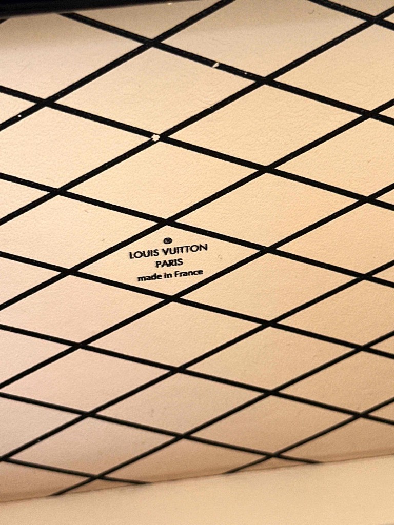LOUIS VUITTON Petite Malle bag