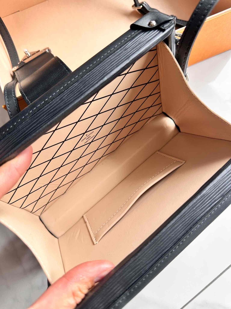 LOUIS VUITTON Petite Malle torebka