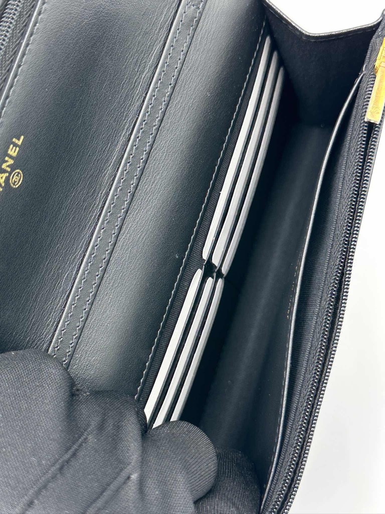 Chanel Wallet on Chain