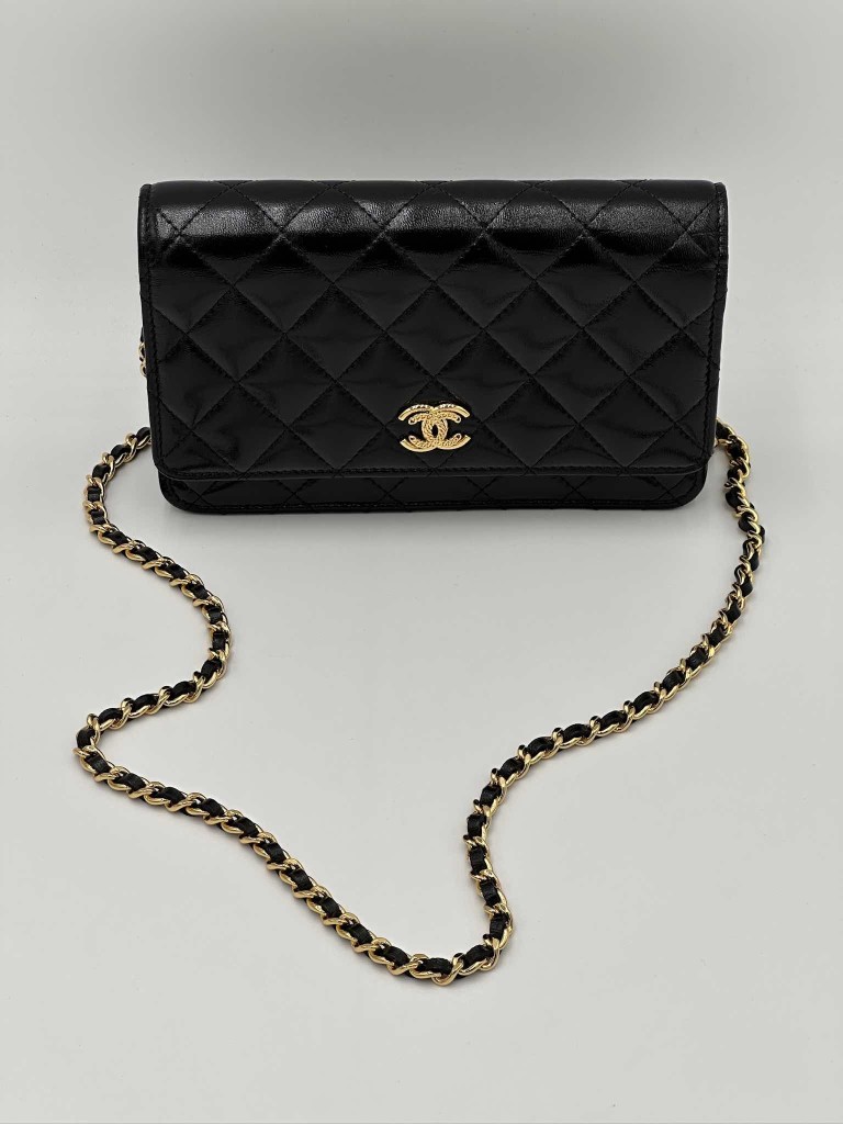 Chanel Wallet on Chain