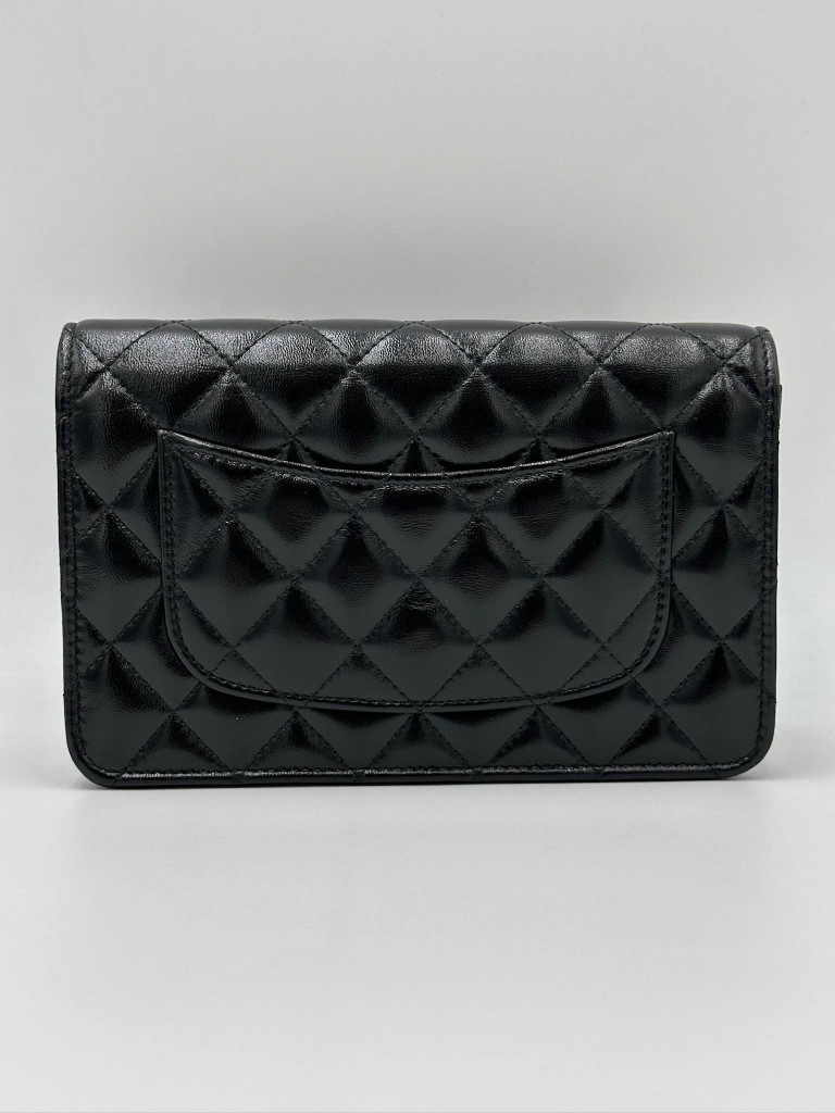 Chanel Wallet on Chain