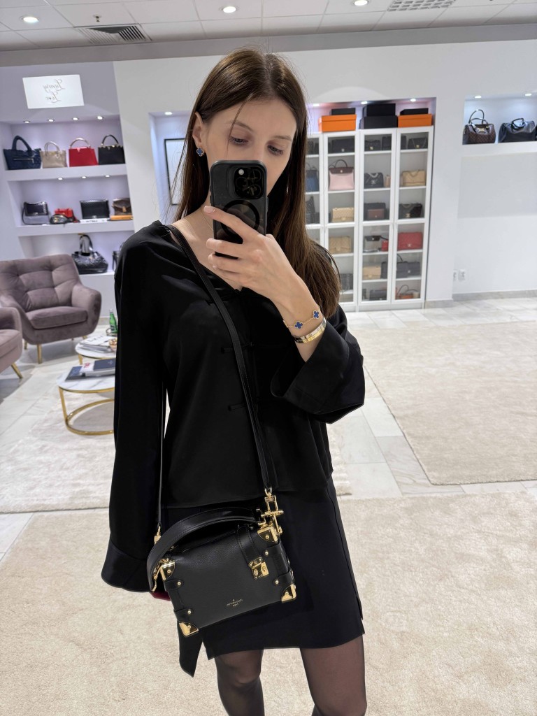 LOUIS VUITTON pouch side trunk PM bag