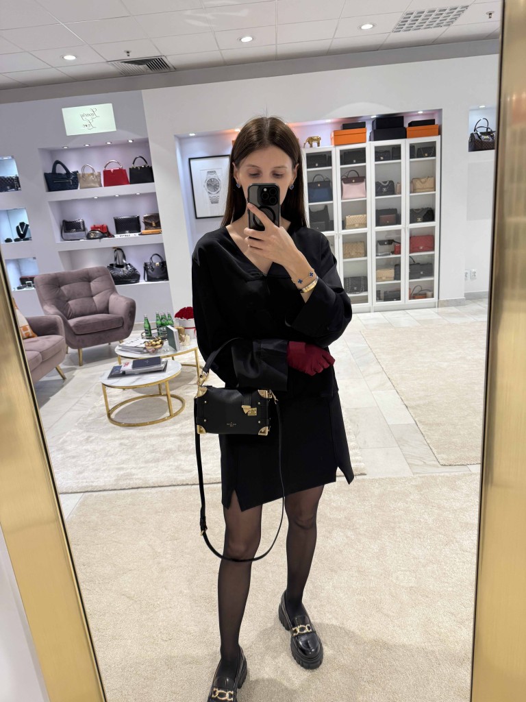LOUIS VUITTON pouch side trunk PM bag