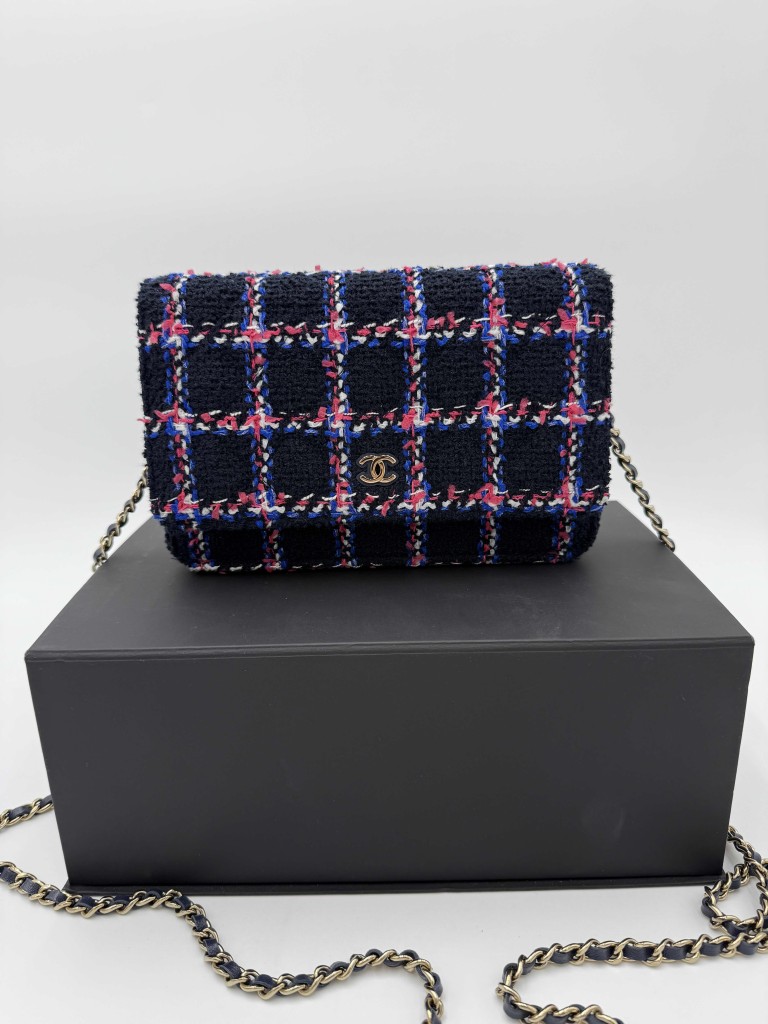 Chanel Wallet on Chain