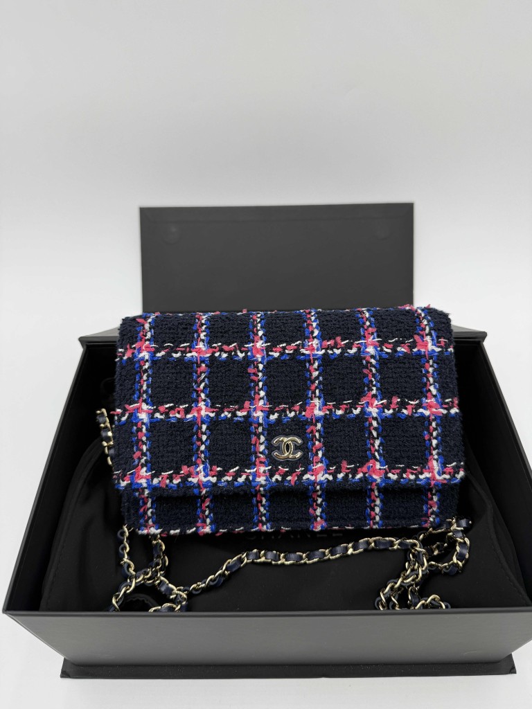 Chanel Wallet on Chain