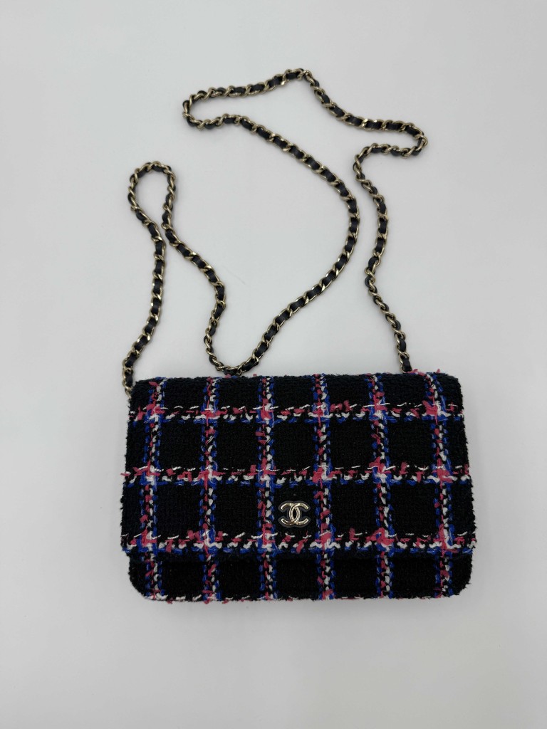 Chanel Wallet on Chain