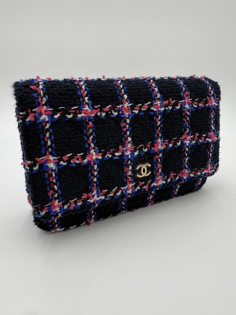 Chanel Wallet on Chain