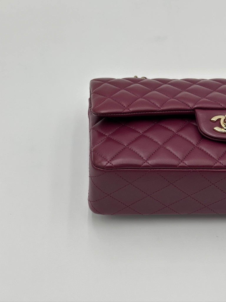 Chanel Classic Medium Double Flap torebka
