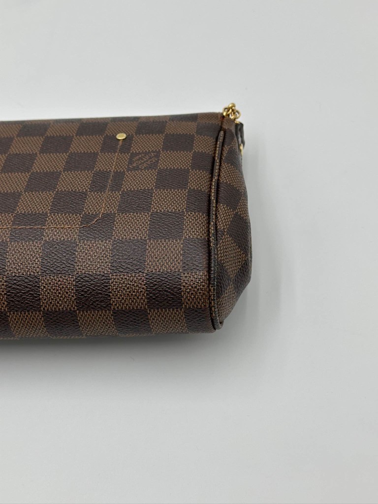 LOUIS VUITTON Favorite MM bag