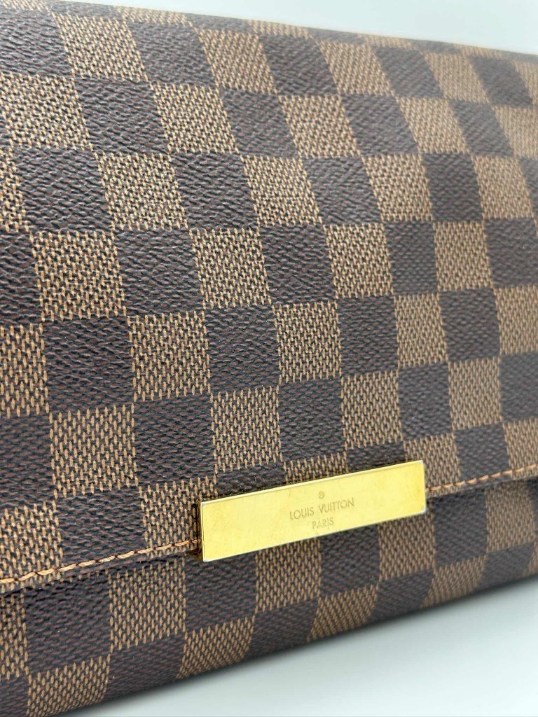 LOUIS VUITTON Favorite MM bag