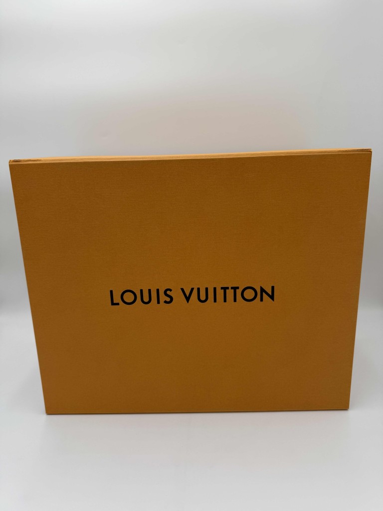 LOUIS VUITTON Neverfull MM bag