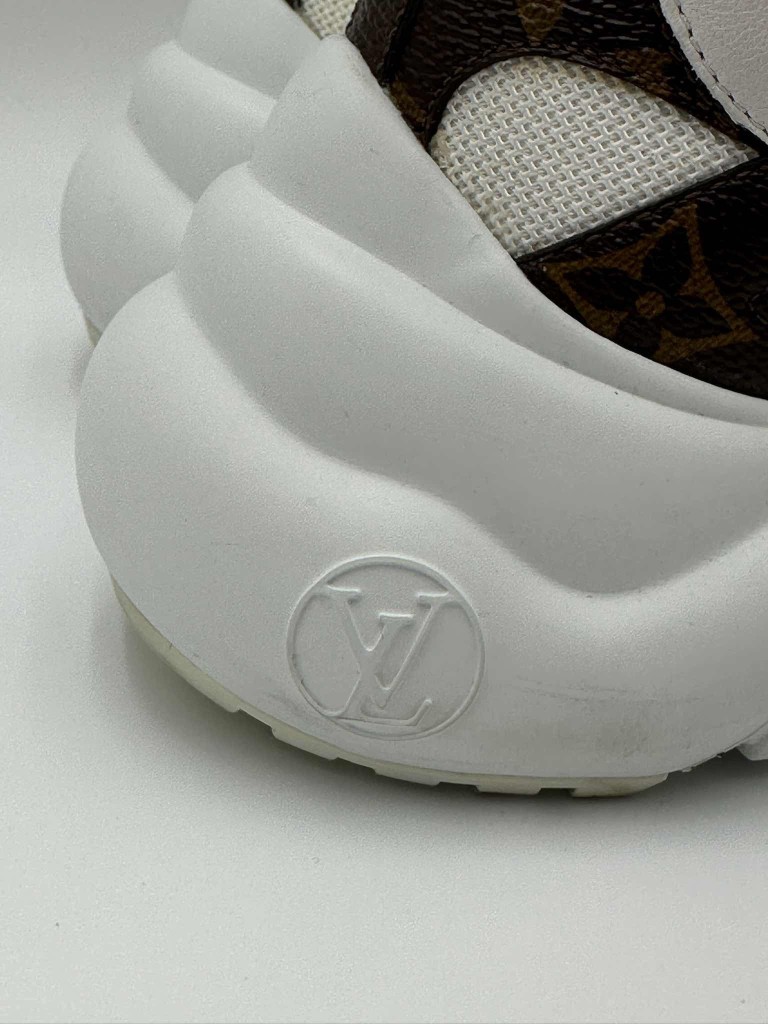 Sneakersy LOUIS VUITTON Archlight
