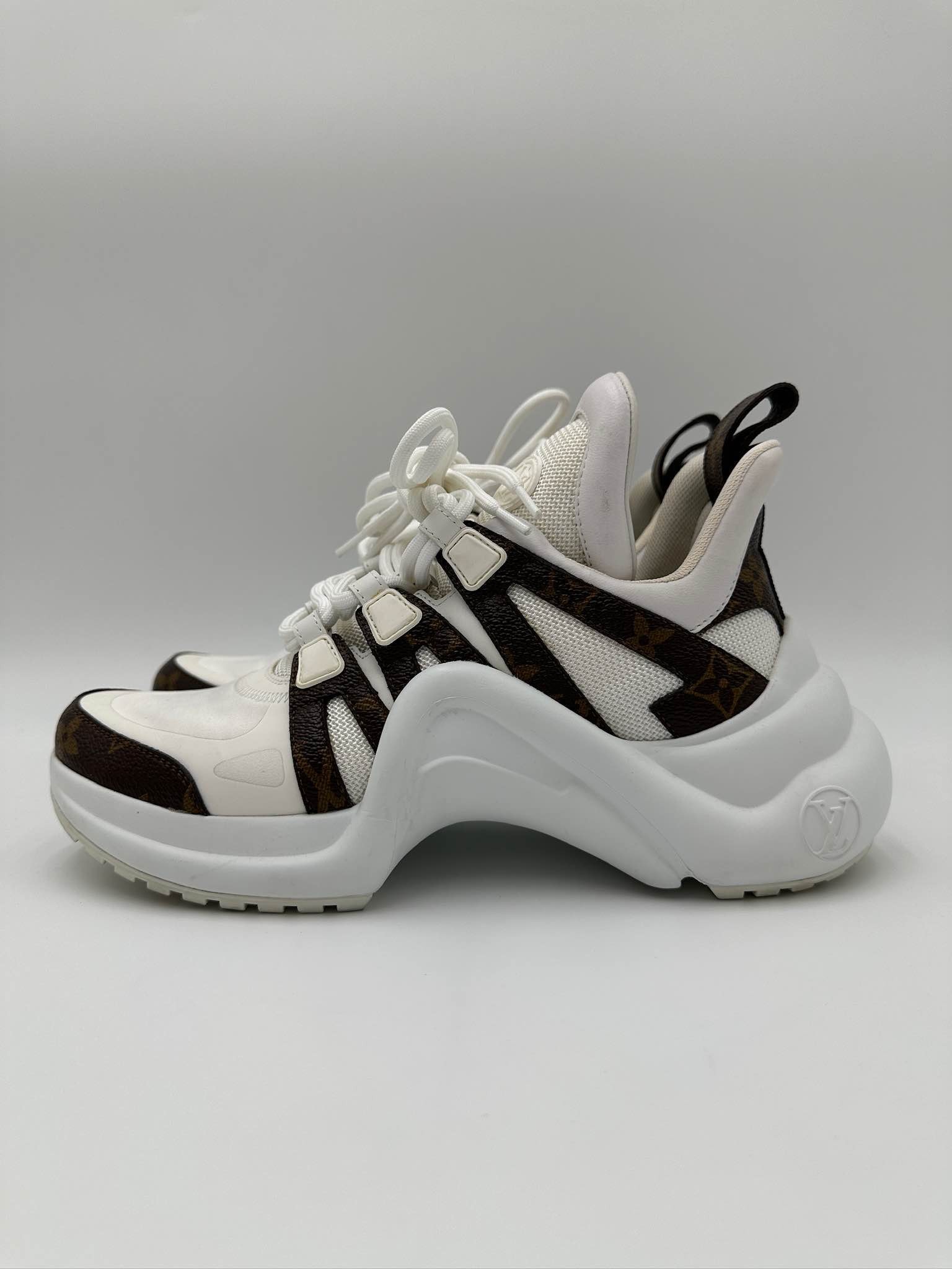 Sneakersy LOUIS VUITTON Archlight