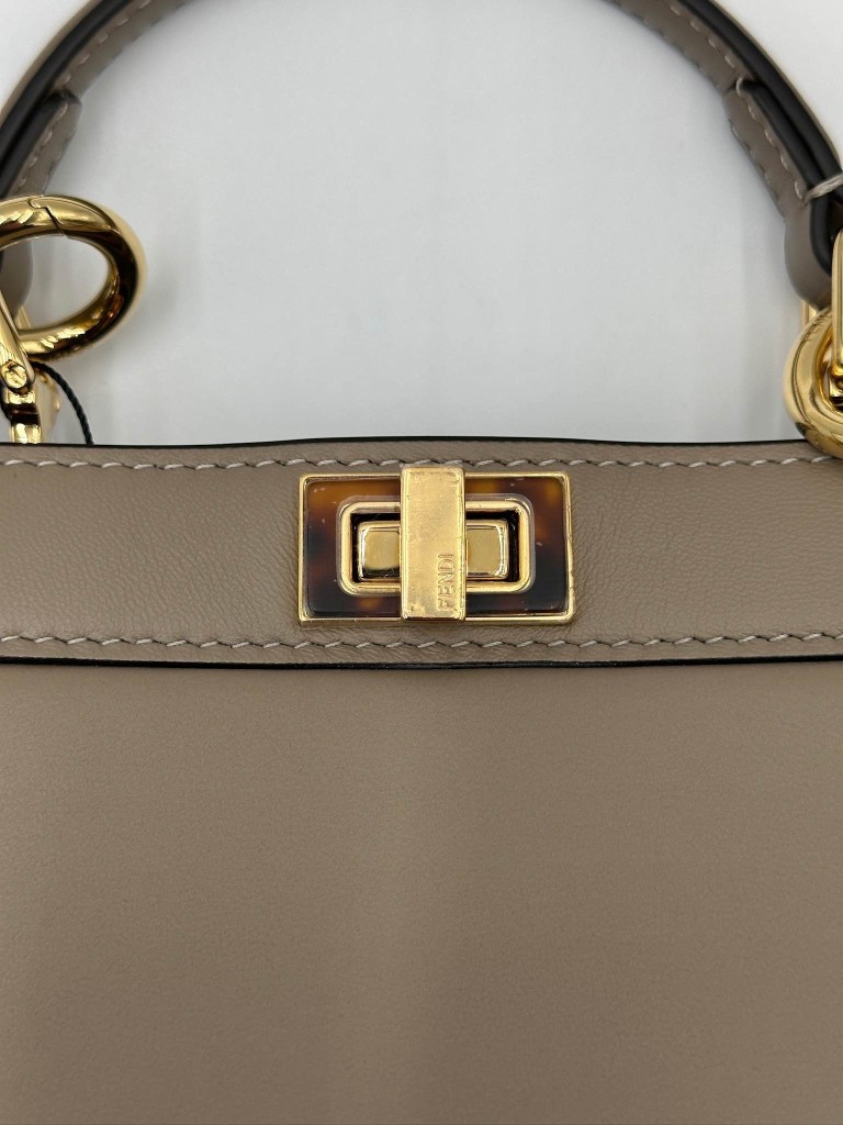 Fendi Peekaboo ISeeU Petite torebka
