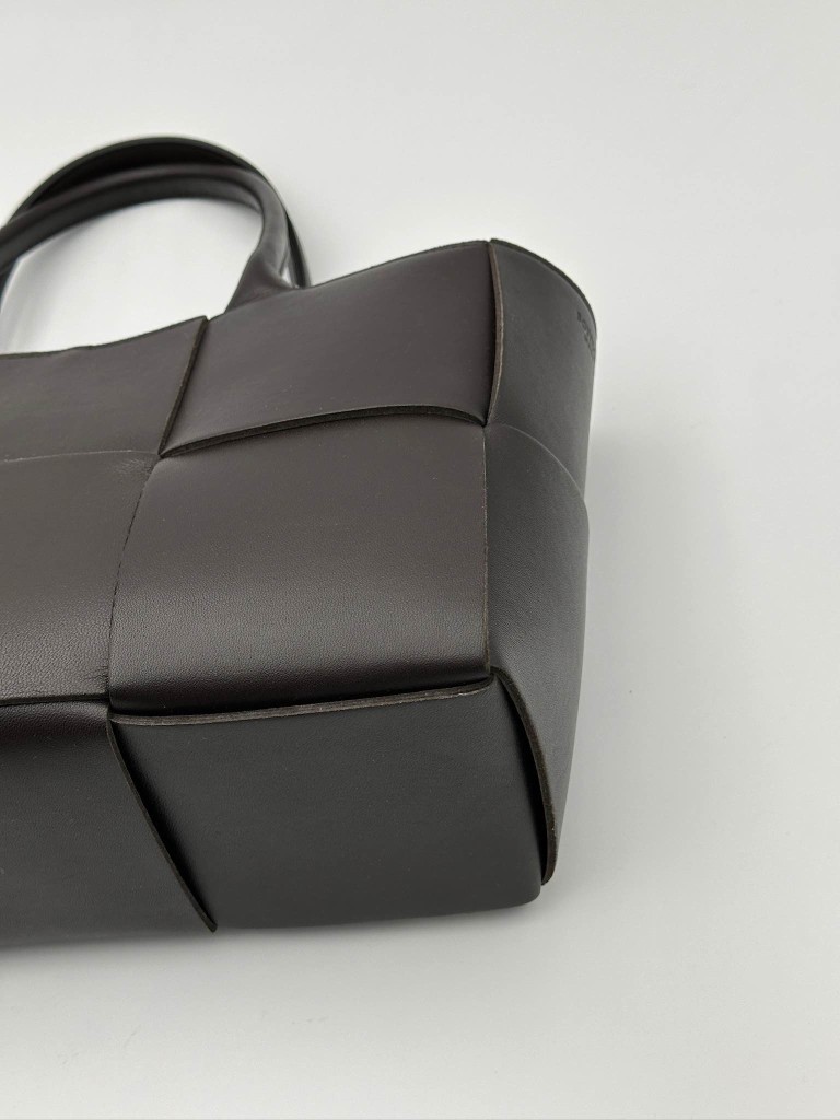 Bottega Veneta Arco Small torebka