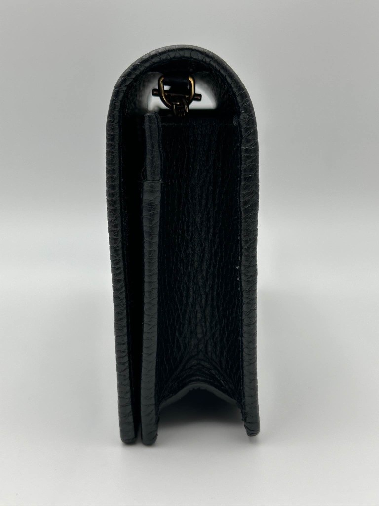 Gucci wallet on chain bag