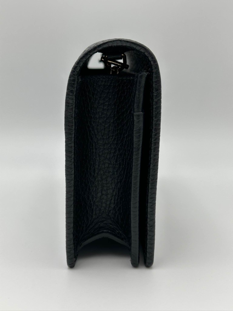 Gucci wallet on chain bag