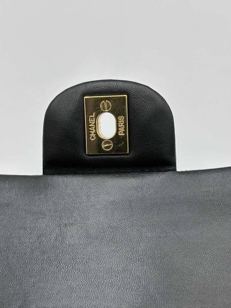 Chanel Classic Medium Double Flap torebka