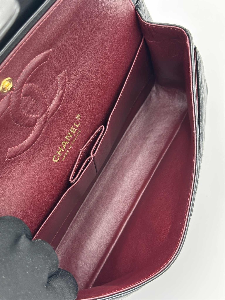 Chanel Classic Medium Double Flap torebka