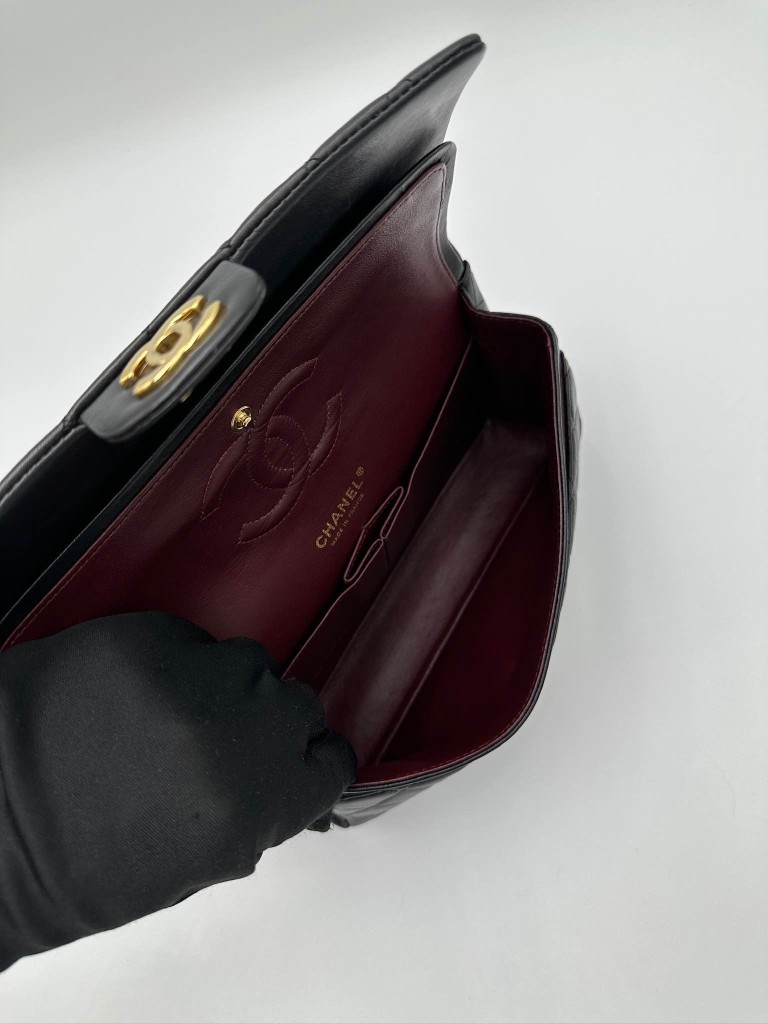 Chanel Classic Medium Double Flap torebka