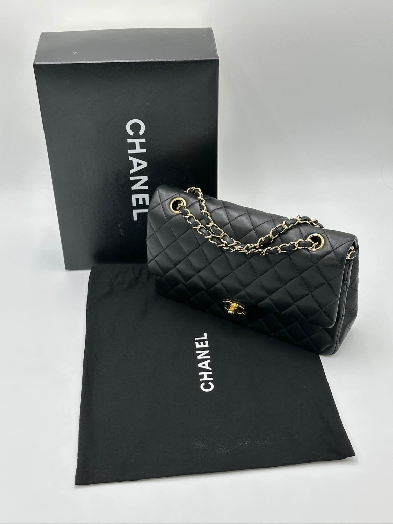 Chanel Classic Medium Double Flap torebka