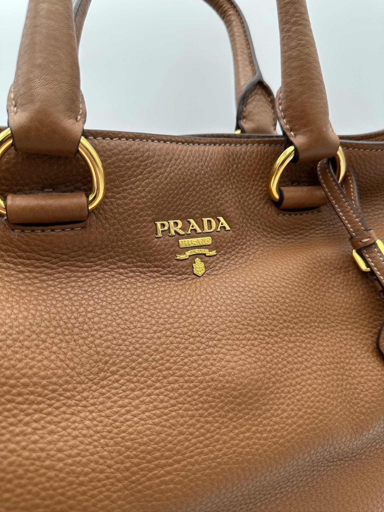 Prada Vitello Daino Tote torebka