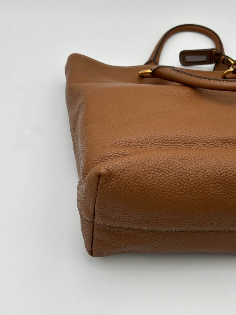 Prada Vitello Daino Tote torebka