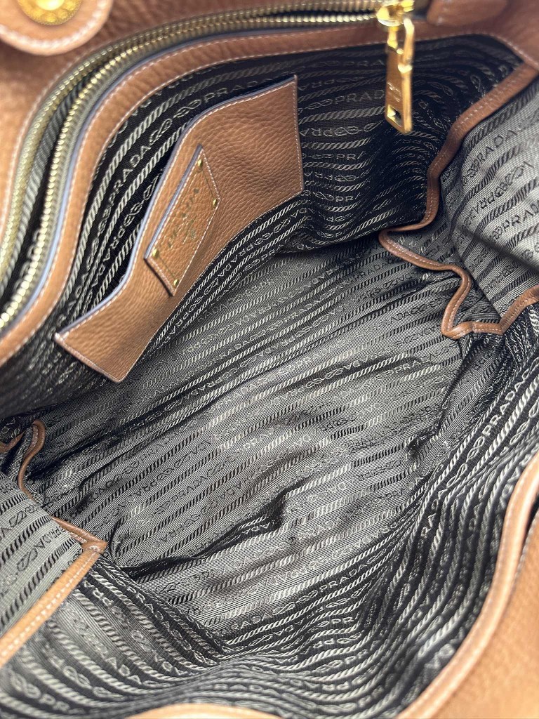 Prada Vitello Daino Tote torebka