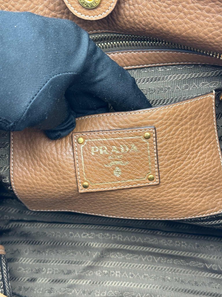 Prada Vitello Daino Tote torebka