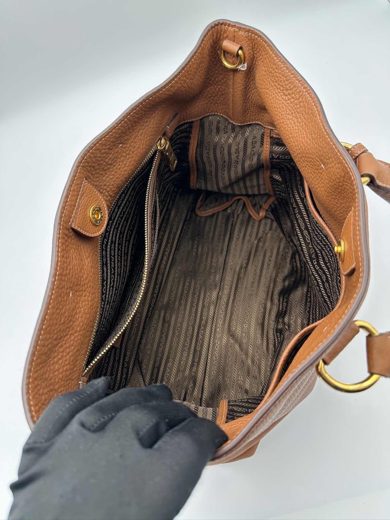 Prada Vitello Daino Tote torebka