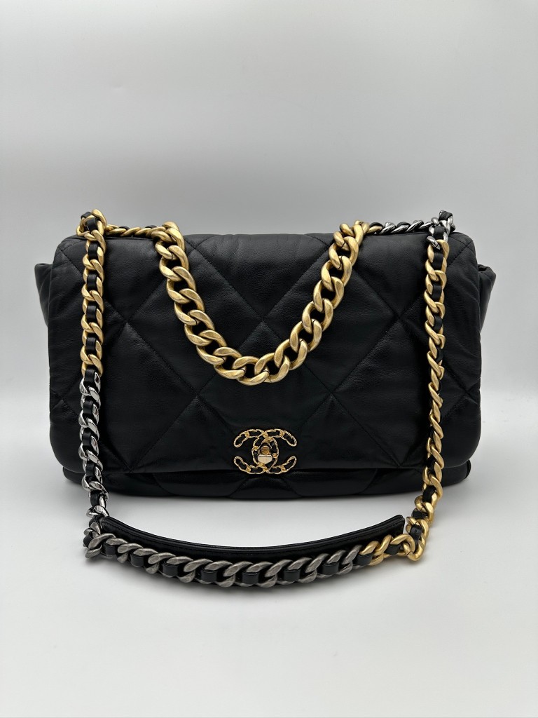 Chanel 19 Maxi torebka