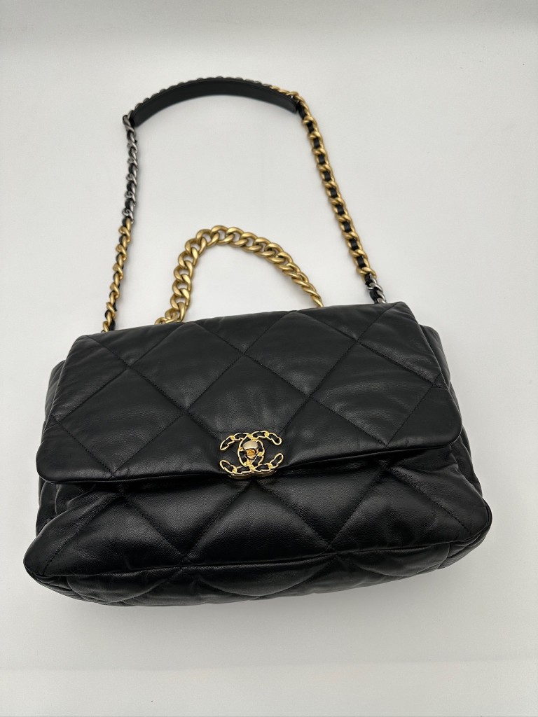 Chanel 19 Maxi bag