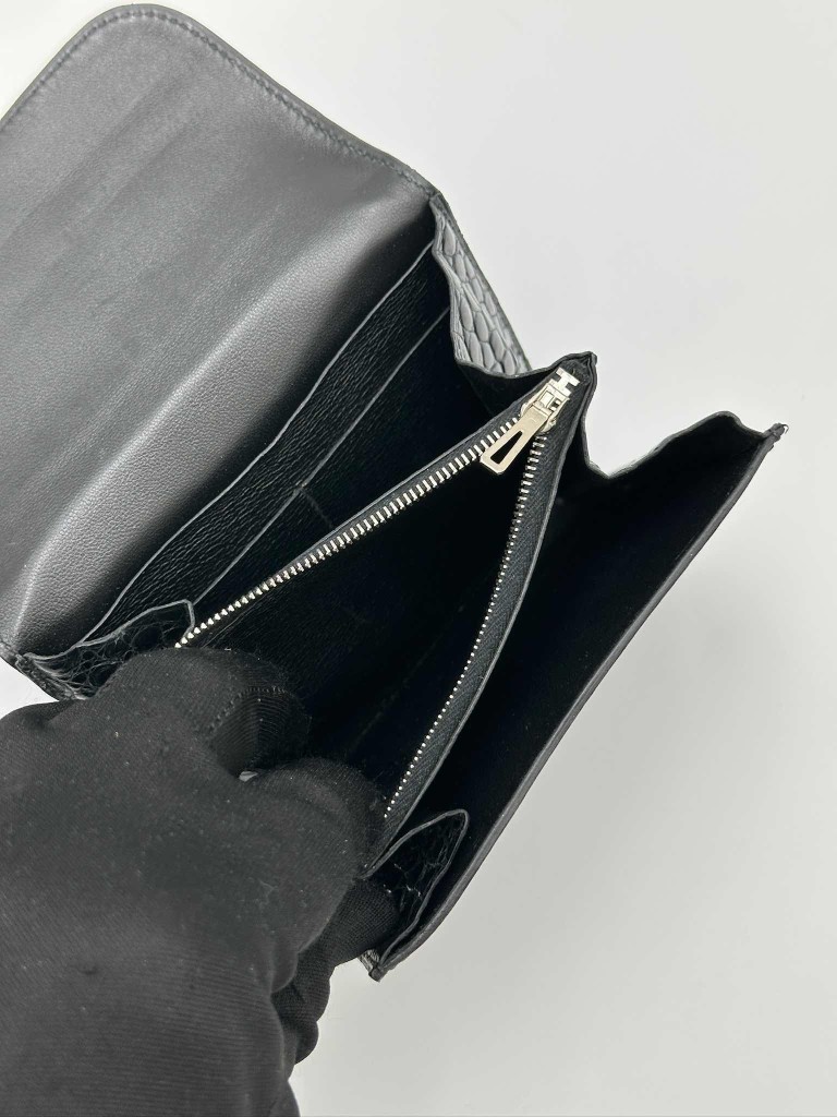Hermes Constance wallet