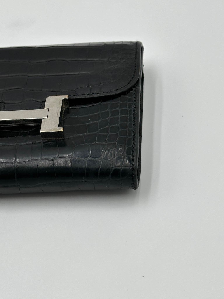 Hermes Constance wallet