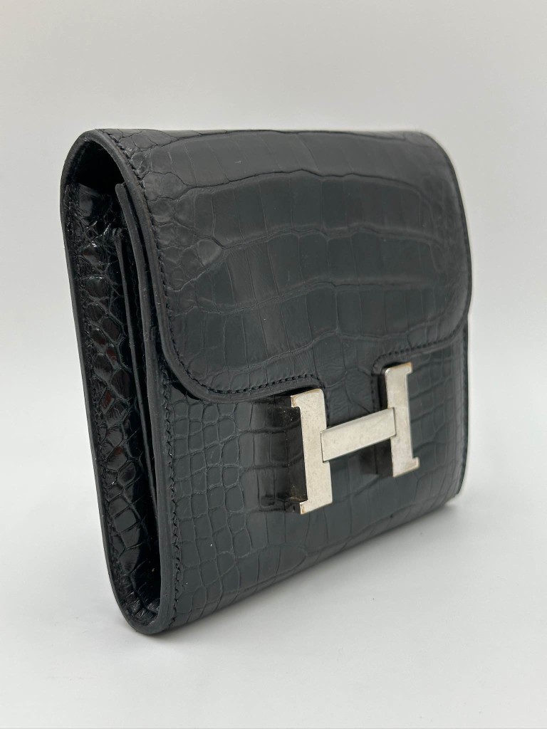 Hermes Constance wallet