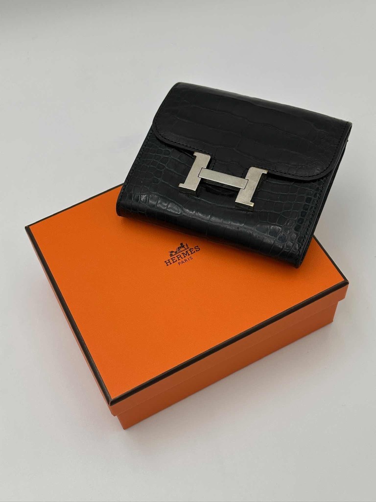 Hermes Constance wallet