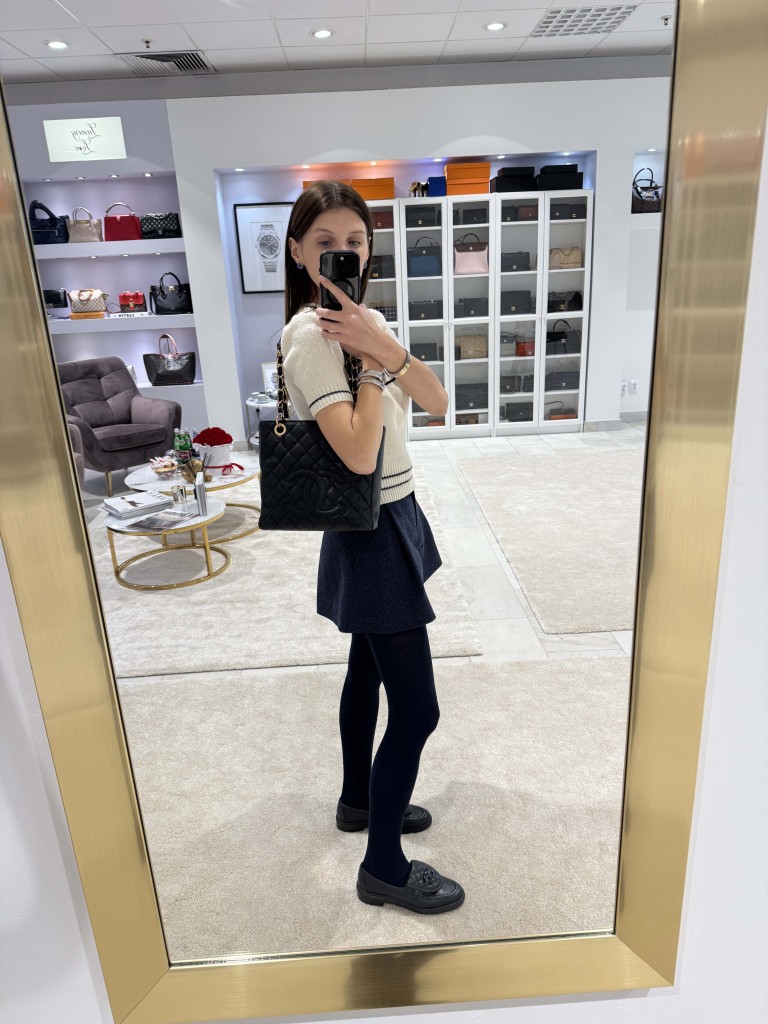 Chanel Petite Shopping Tote bag