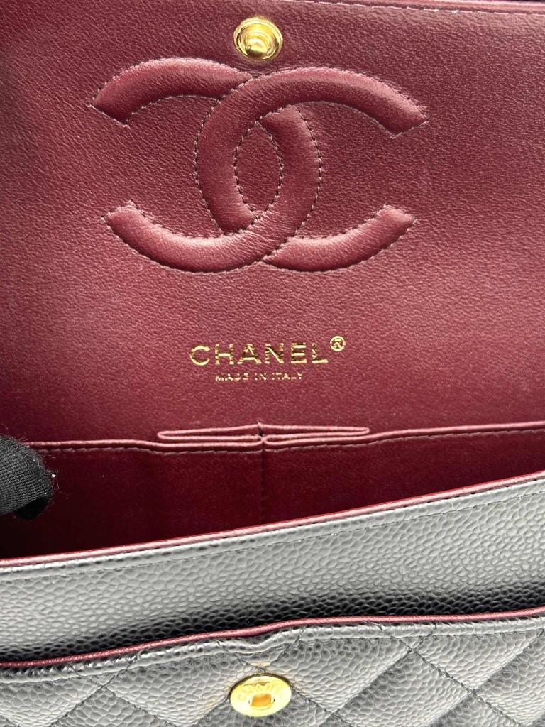Chanel Classic Medium Double Flap torebka