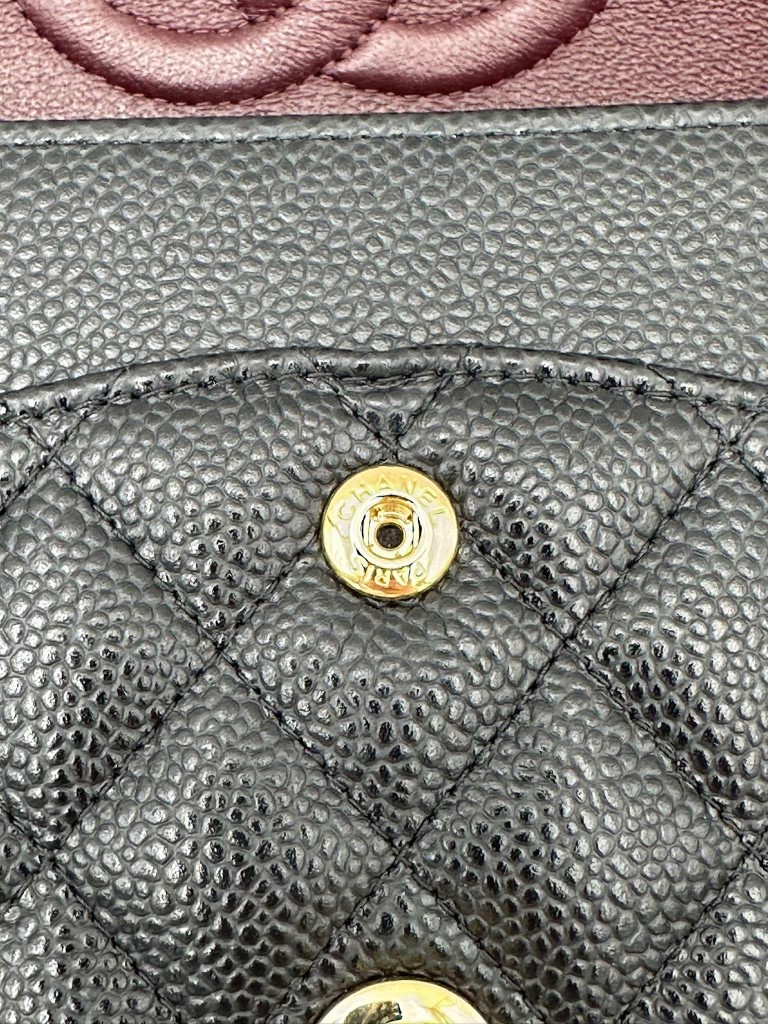 Chanel Classic Medium Double Flap torebka
