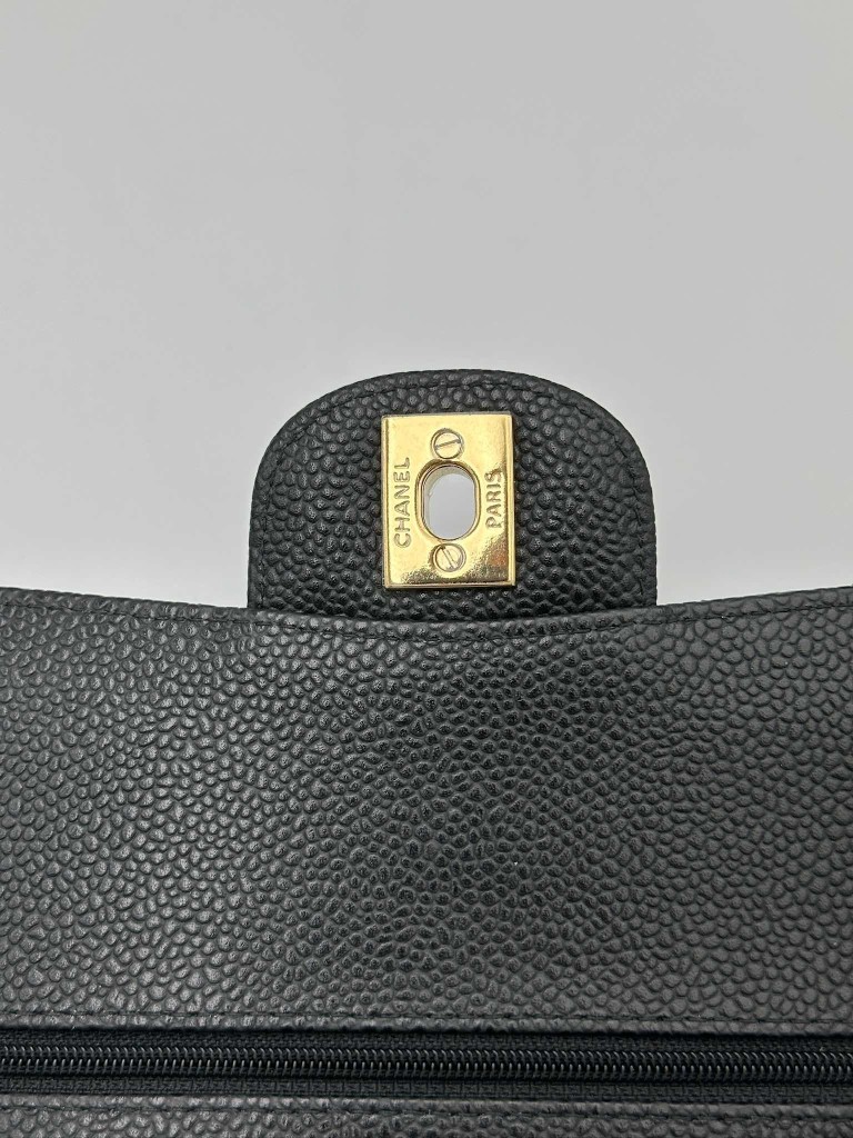 Chanel Classic Medium Double Flap torebka