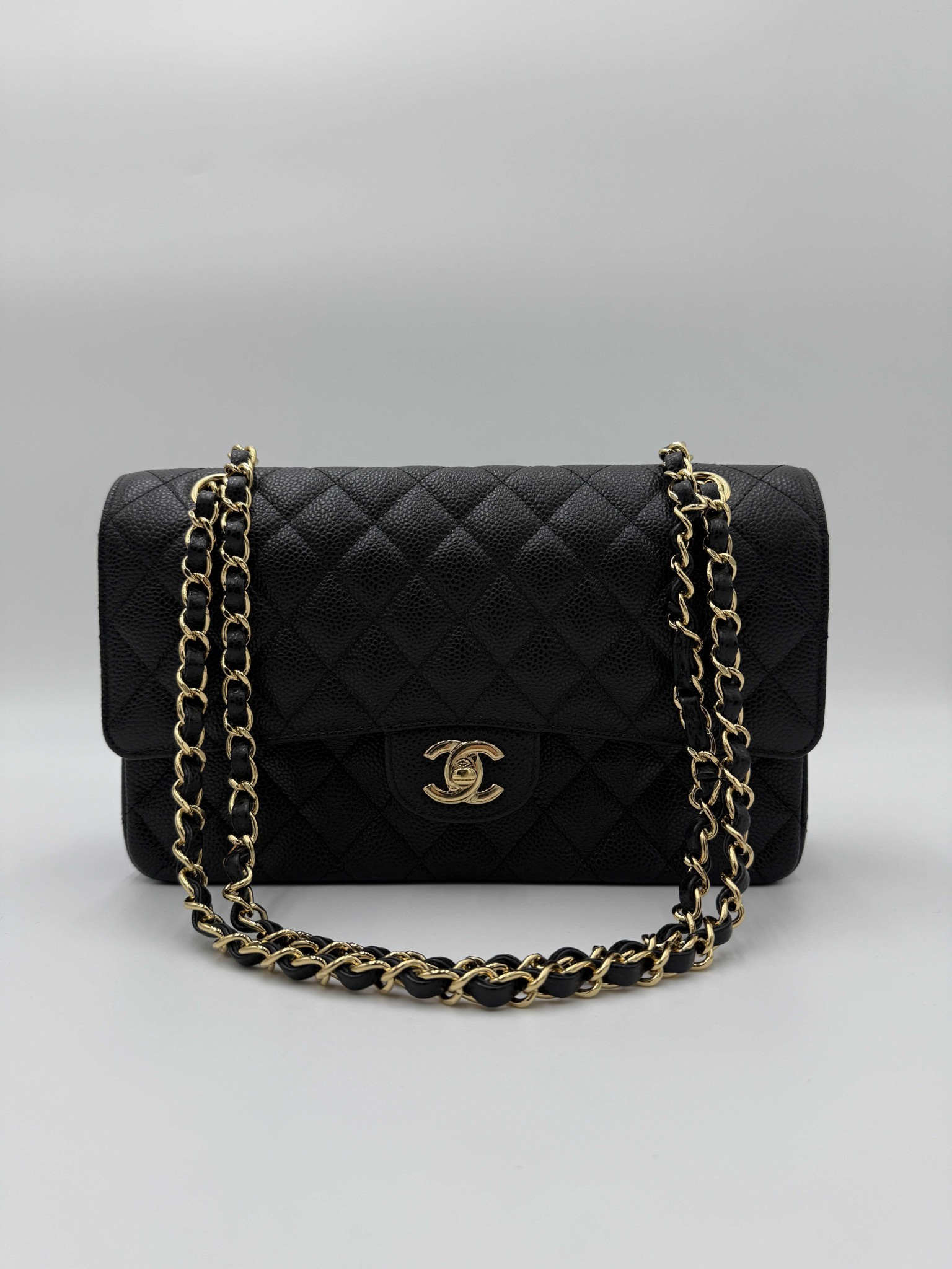 chanel classic medium