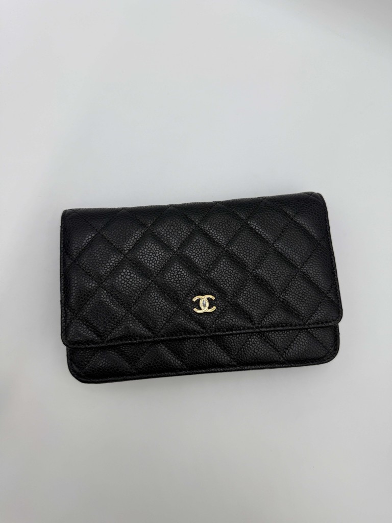 Chanel Wallet on Chain